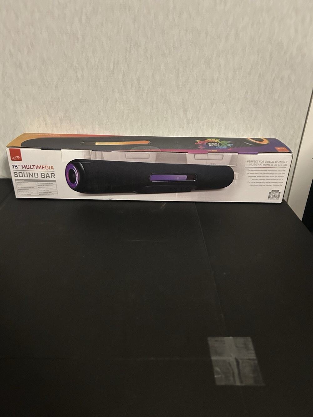 iLive 18" Portable Wireless Multimedia Soundbar Speaker Bluetooth ISB184B New